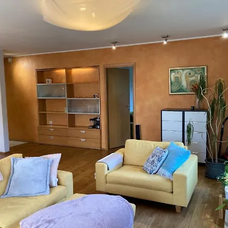 Apartman Futuristic *